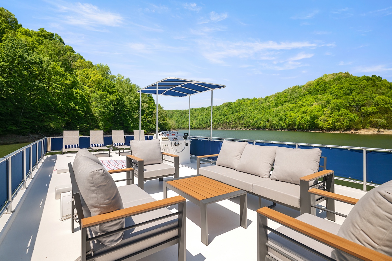 Liberty Houseboat Top Deck-2